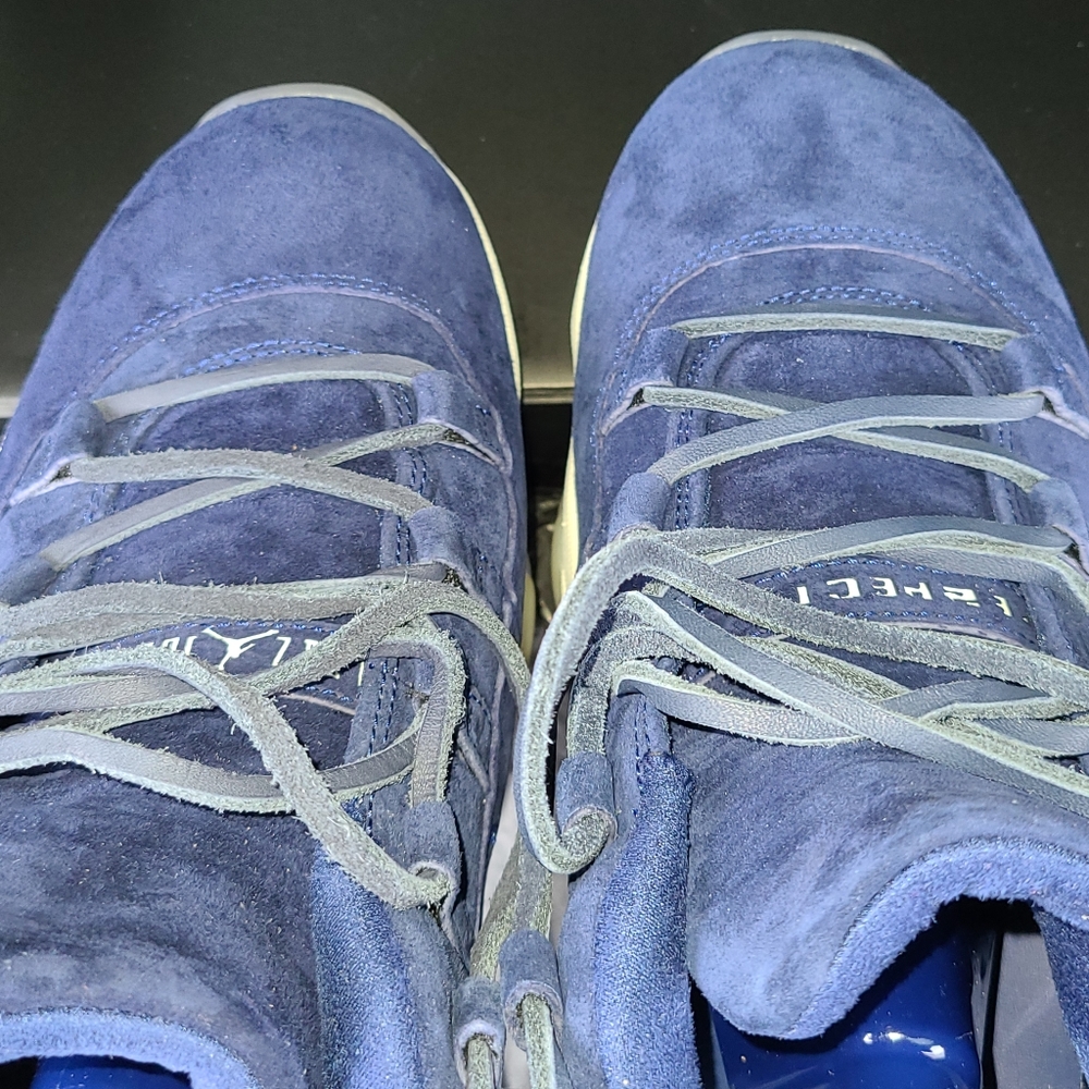 Air Jordan 11 low Jeter's